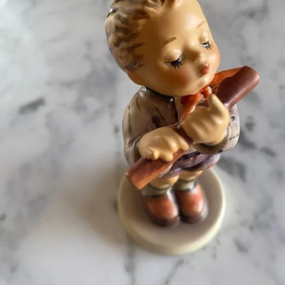 Hummel Figurine Morning Concert - Picture 6 of 7